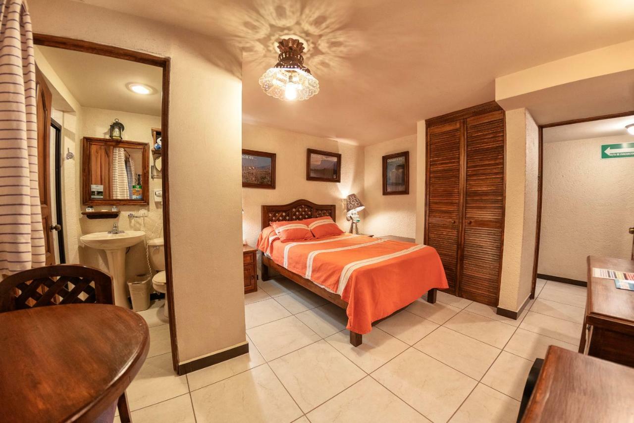 Hotel Casa Yunenisa Oaxaca ภายนอก รูปภาพ